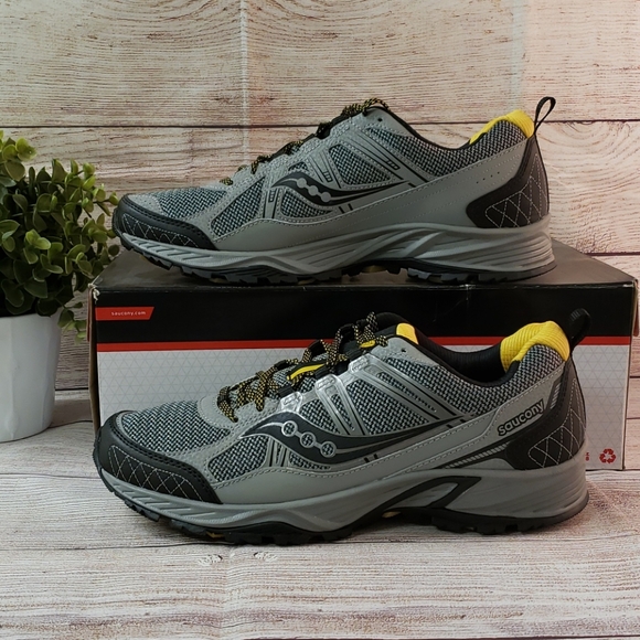 saucony grid escape tr4